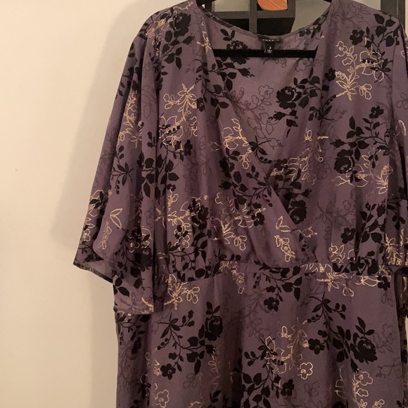 NWOT TORRID BABYDOLL BLOUSE 3x - Picture 2 of 4